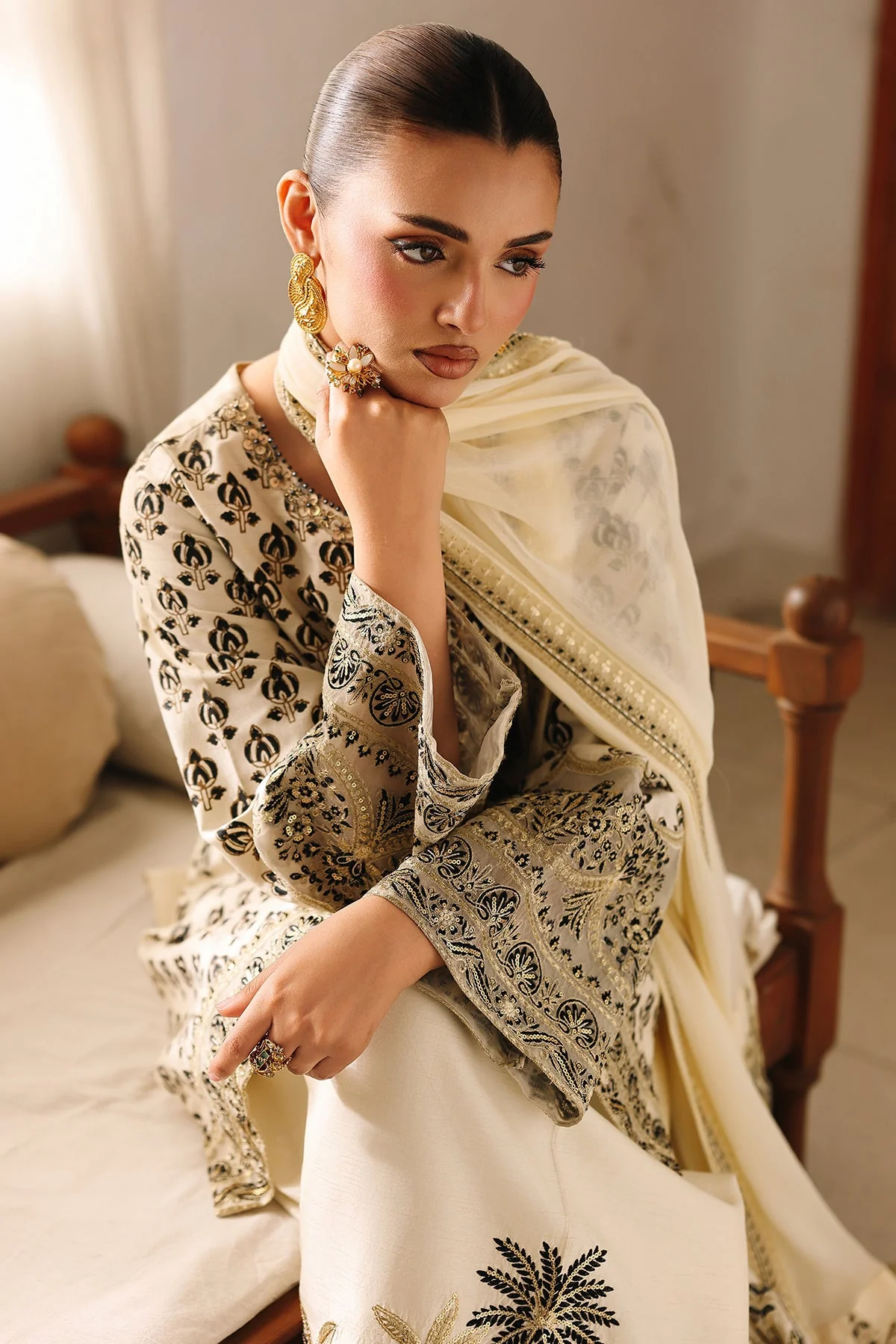 Raw Silk Festive 3 Piece CMA-6-403 - Image 4