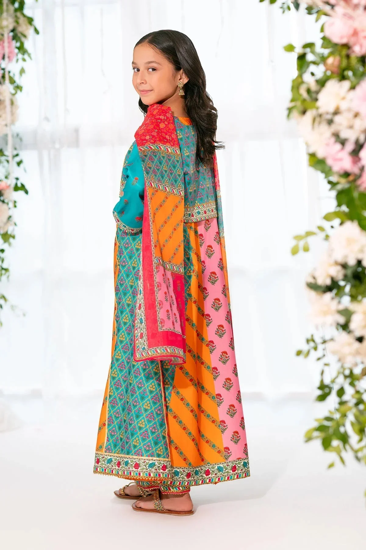 Girls Stitched 3 Piece CORF 38 - Image 3