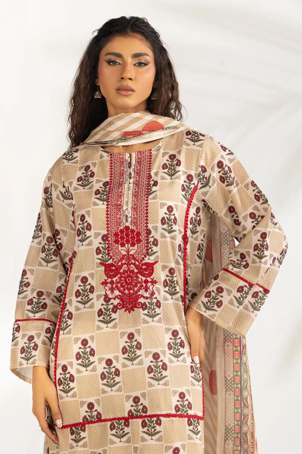 Gul Ahmed Stitched Lawn 3 Piece CL#62163 J(4) Y(3) - Image 2