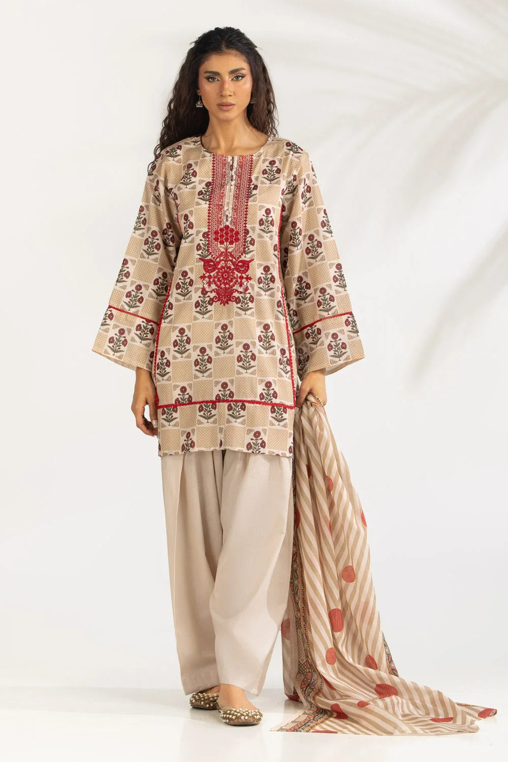 Gul Ahmed Stitched Lawn 3 Piece CL#62163 J(4) Y(3) - Image 3