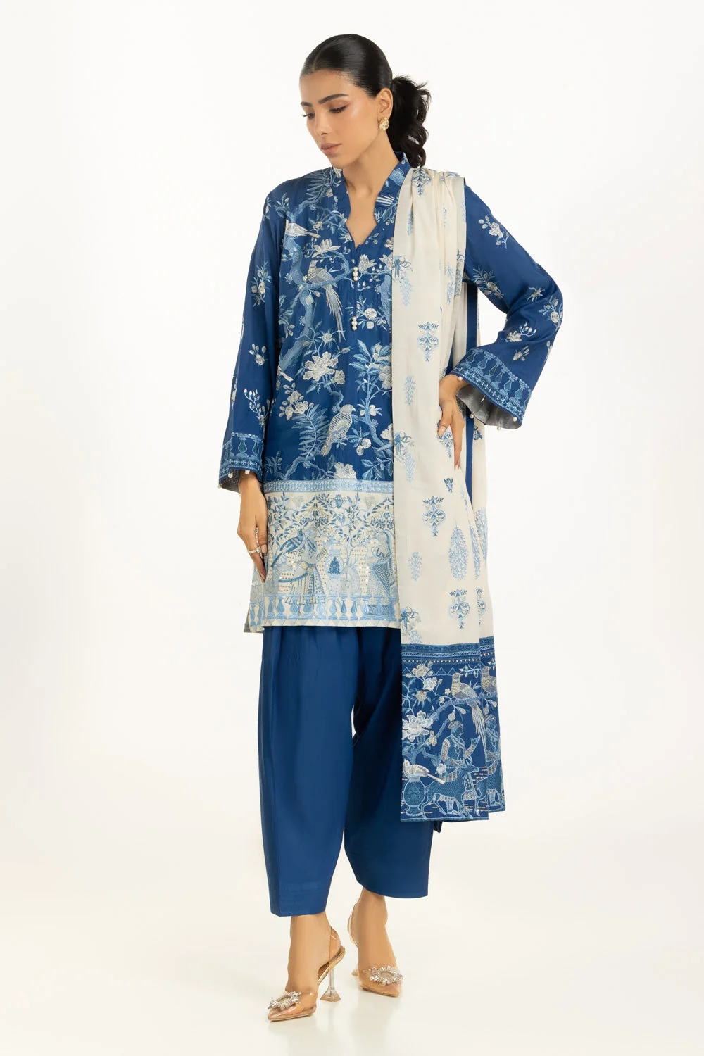 Gul Ahmed Festive 3 Piece IUSTKSD-1259 J(22) Y13 - Image 3