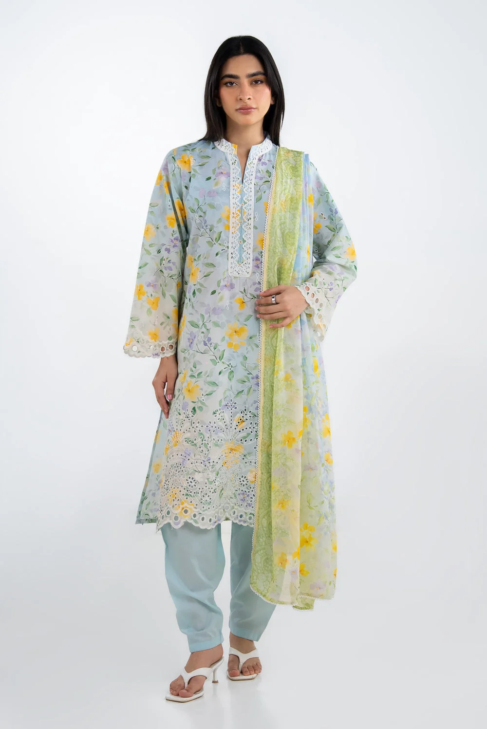 Gul Ahmed Stitched Lawn 3 Piece IUSTKSD-2255 J(62) NY (39) - Image 5