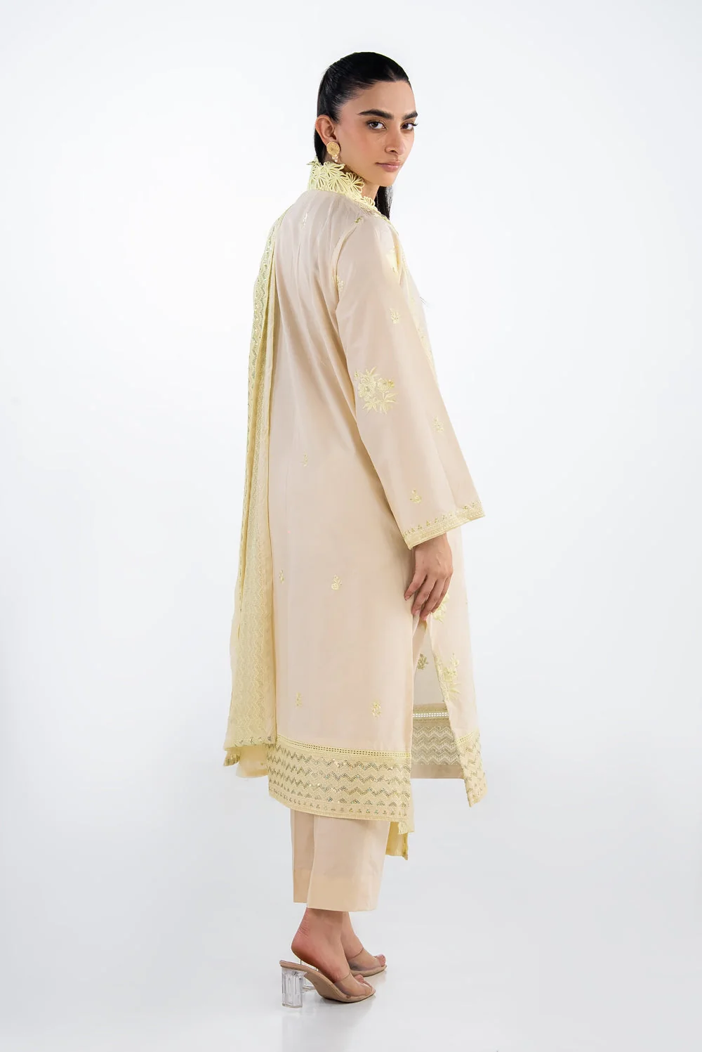 Gul Ahmed Stitched Embroidered 3 Piece IUSTKSD-2298 J(14) Y (46) - Image 6