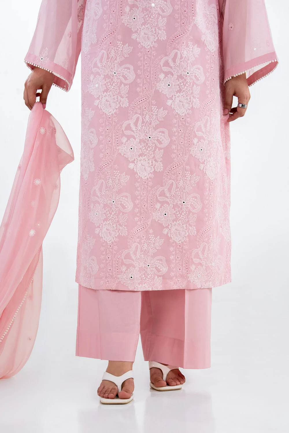 Gul Ahmed Stitched Swiss Voile 3 Piece IUSTKSD-2322 NY 71 - Image 5