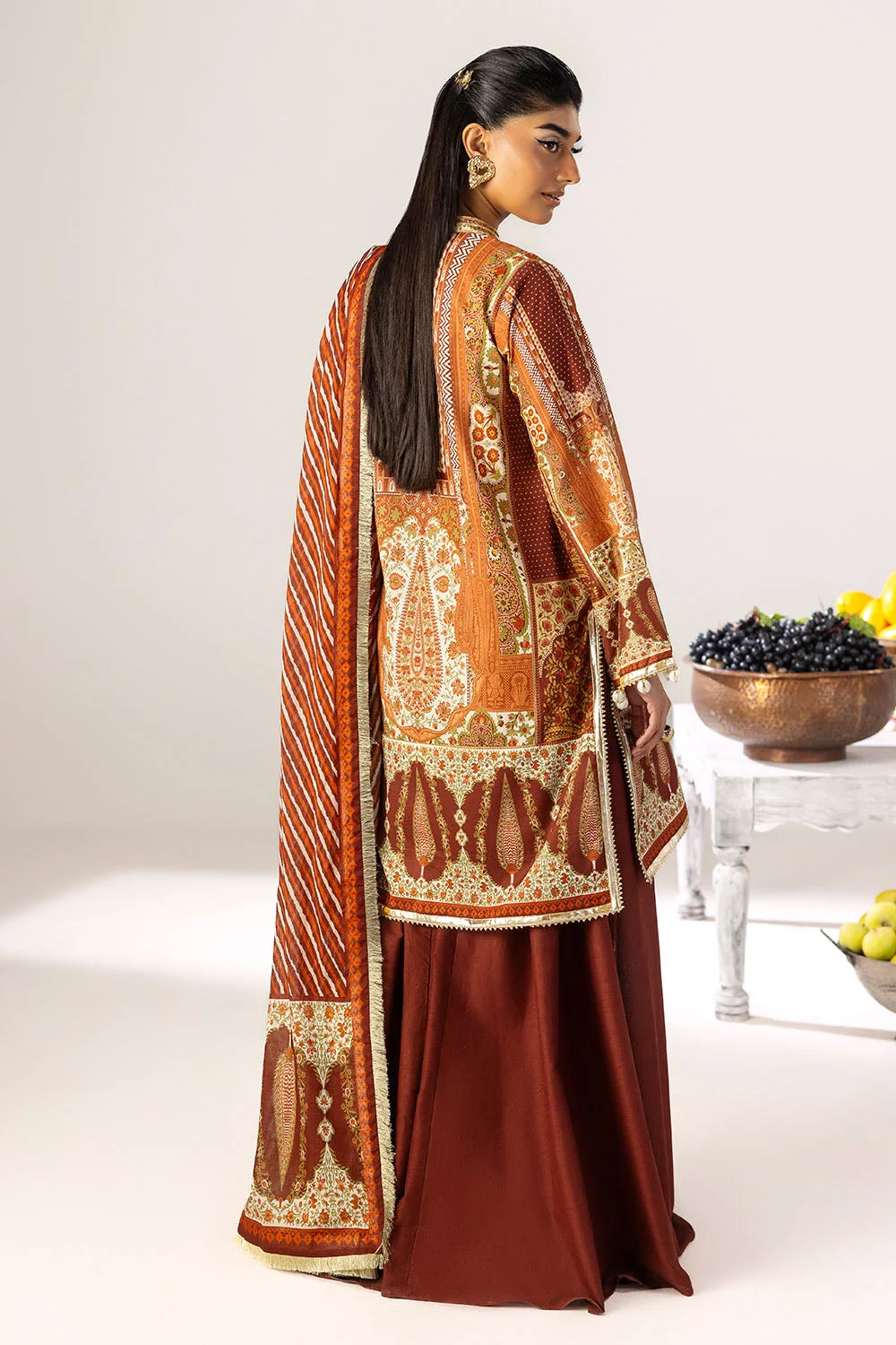Gul Ahmed Lawn 3 Piece CL-62152 Y-30 J(43) - Image 4