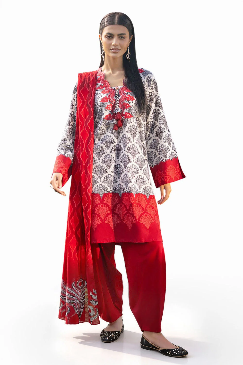Gul Ahmed Lawn 3 Piece CL-62206 J(15)