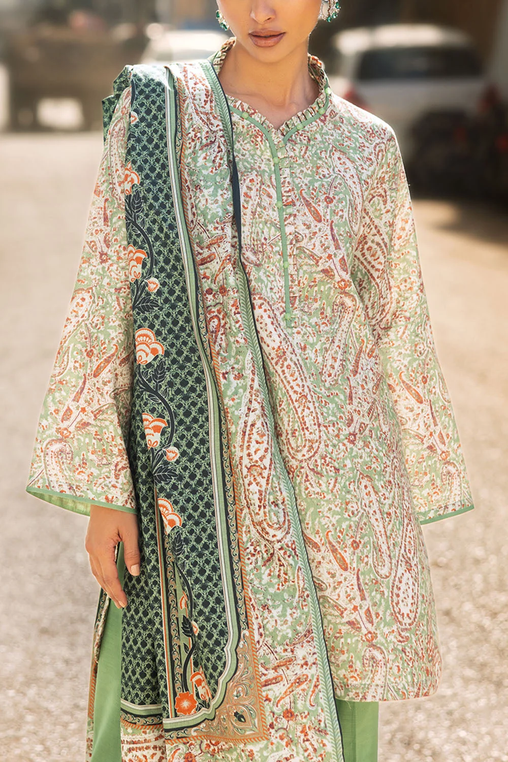 Gul Ahmed Unstitched Khaddar 3 Piece K#52043 J(72&73) - Image 2