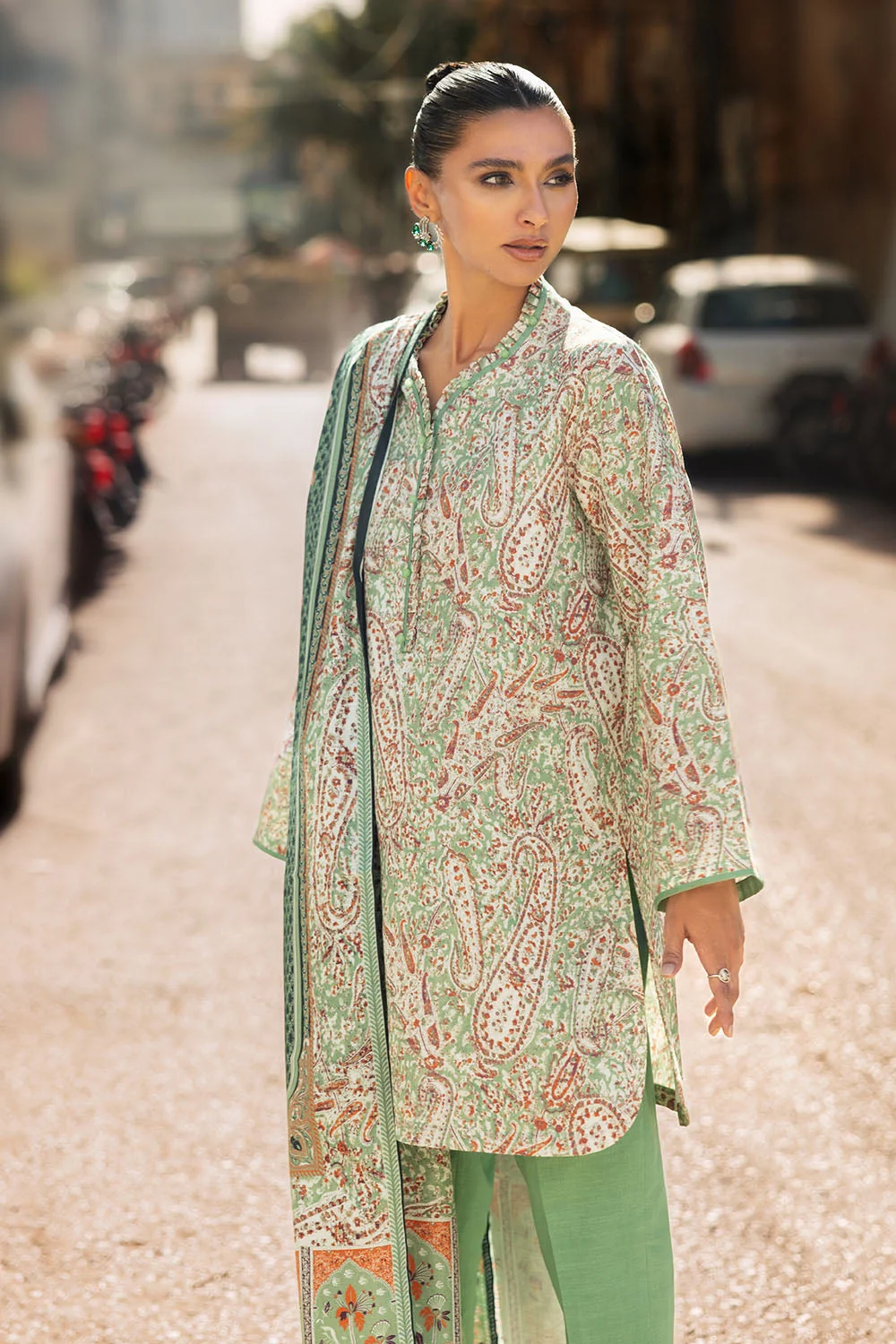 Gul Ahmed Unstitched Khaddar 3 Piece K#52043 J(72&73) - Image 3