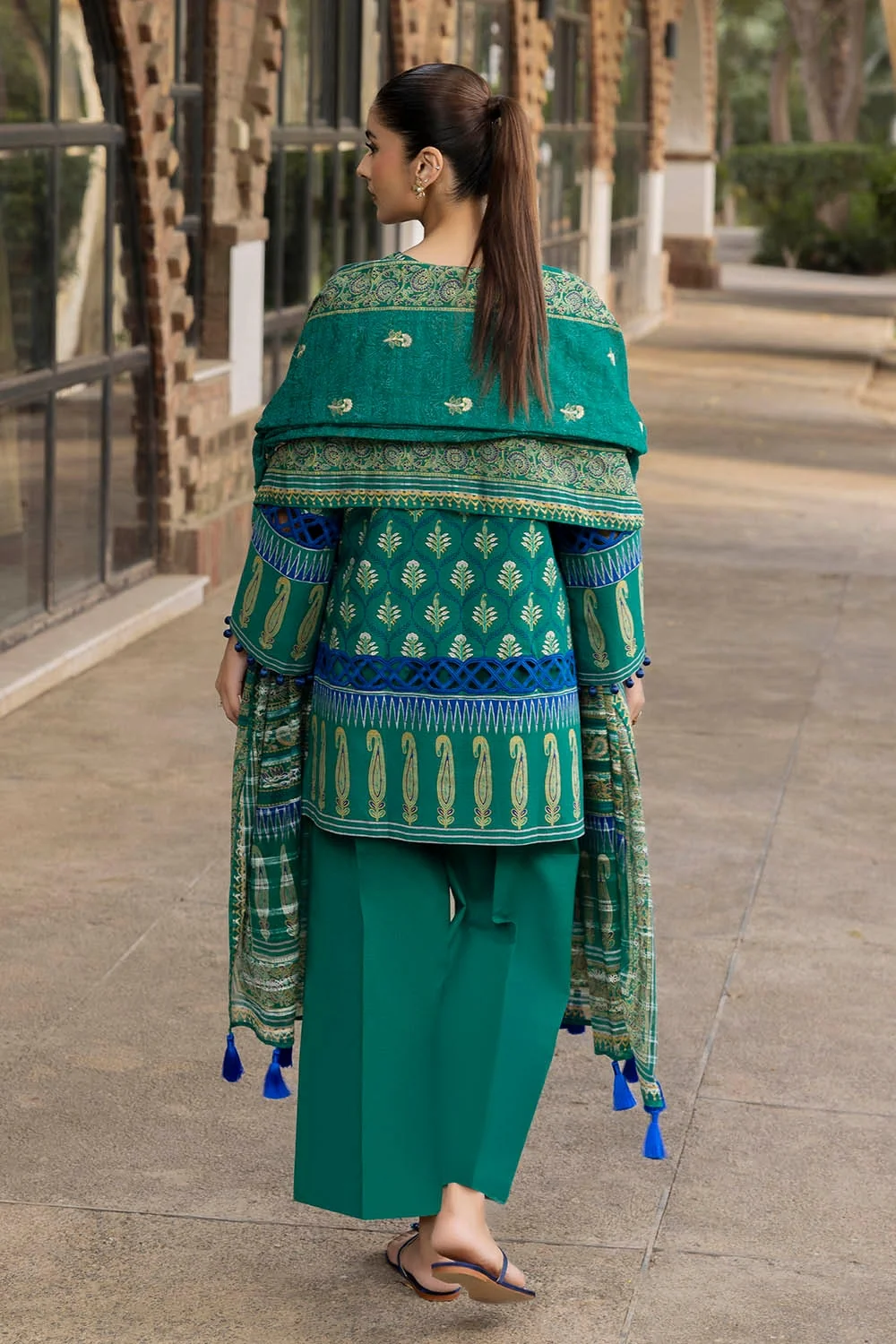 Gul Ahmed Unstitched Khaddar 3 Piece K#52080 - Image 5