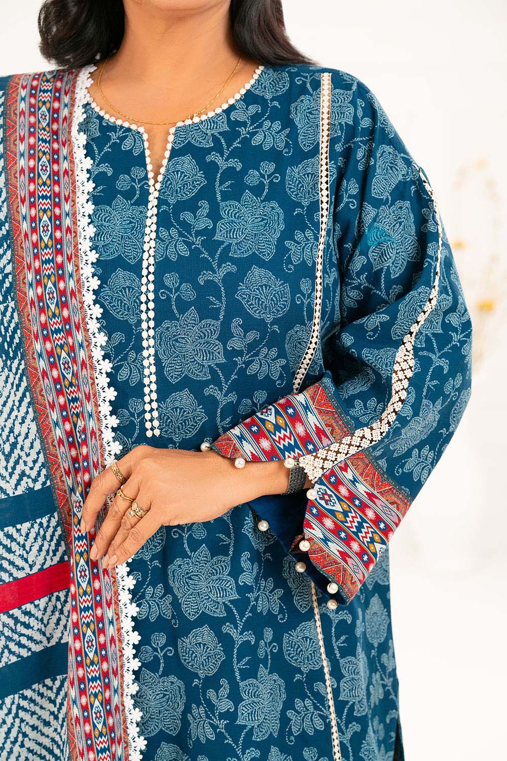 Gul Ahmed Unstitched Khaddar 3 Piece K#52110 - Image 2