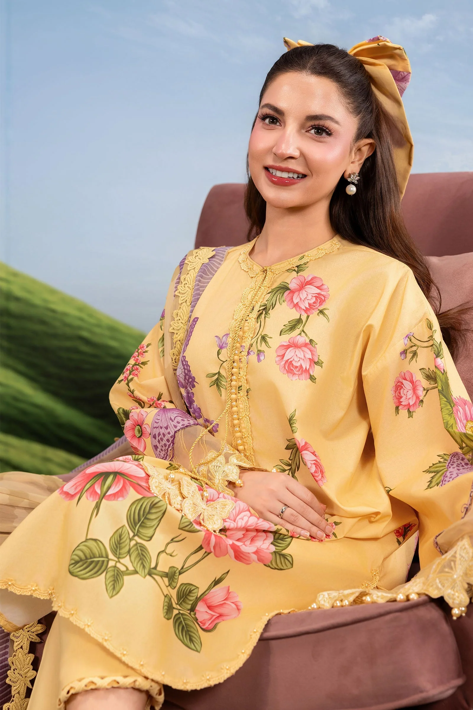 Maria B Stitched Embroidered 3 Piece D4B J(10) NY 172 - Image 2