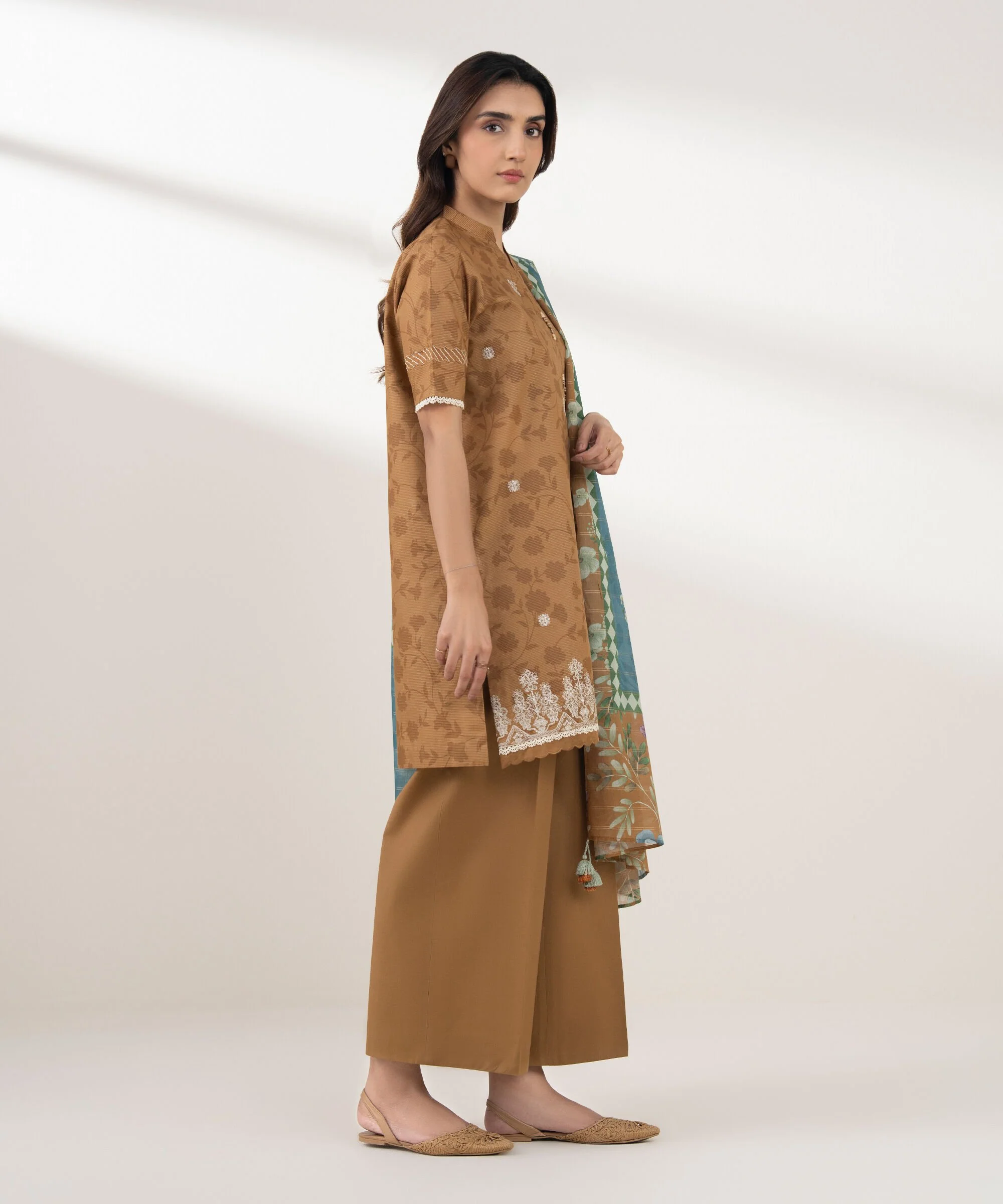 Sapphire Stitched 3 Piece ZARI Lawn PEDYS26V0123 J(1) Y184 - Image 2